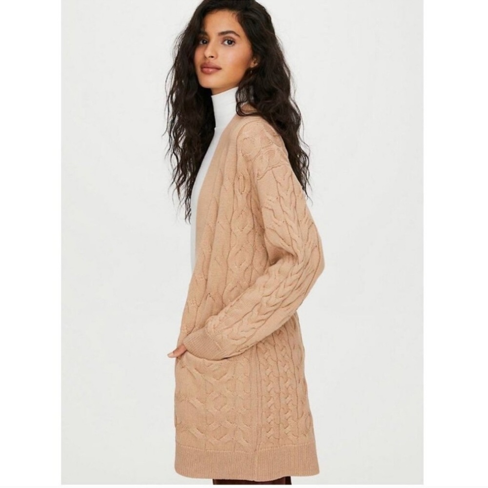 Wilfred Camel 100% Merino Wool Cable Knit Cardigan - Picture 9 of 9